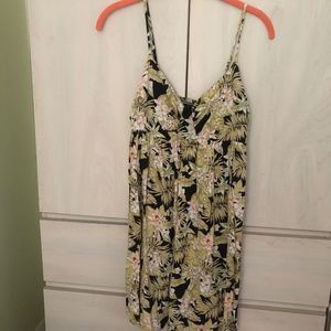 Beautiful New Volcom Black Floral Palm  Spaghetti Strap Dress